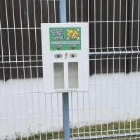 Wall-mounted ashtray with two extinguishers