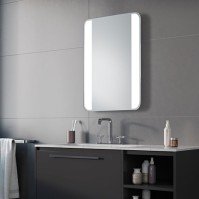 LED mirror with rounded corners for optimal lighting.