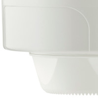 Center-pull paper towel dispenser